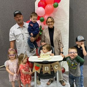 Meet your Posher, Joy